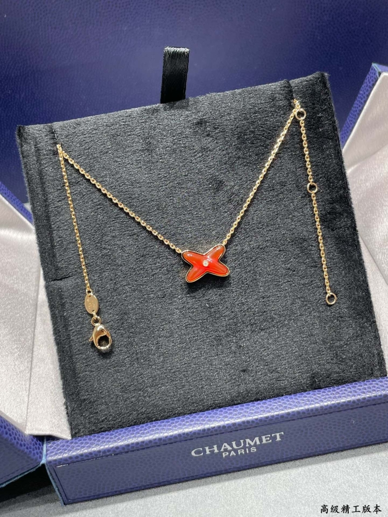 CHAUMET